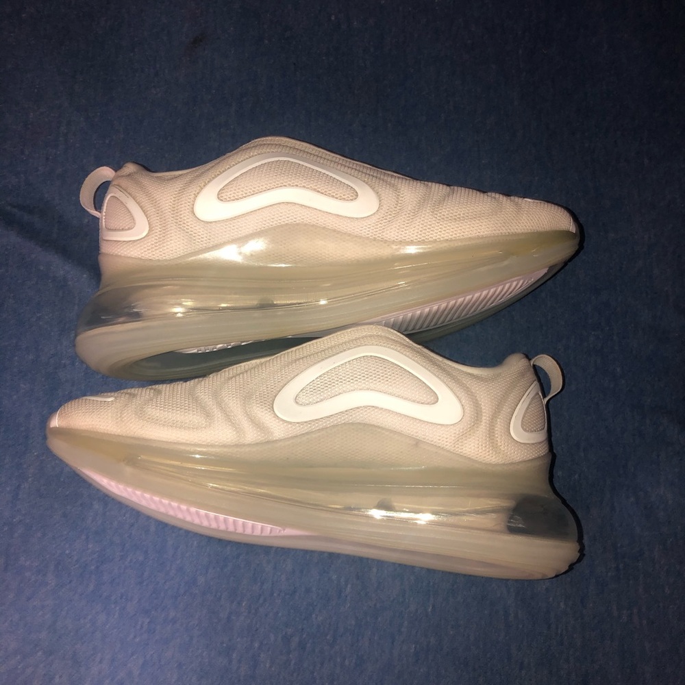 Nike air Max 720 “triple white”